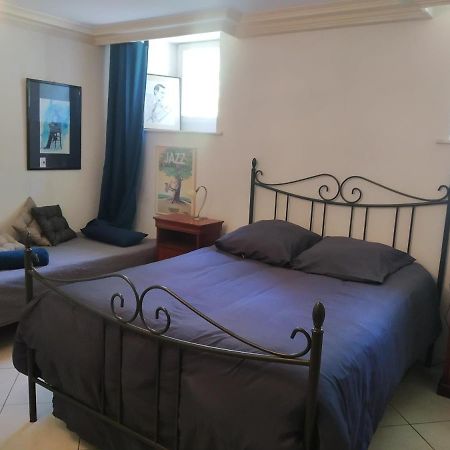 Qui Vivra Verra Bed & Breakfast Le Mesnil-Amey Exterior photo